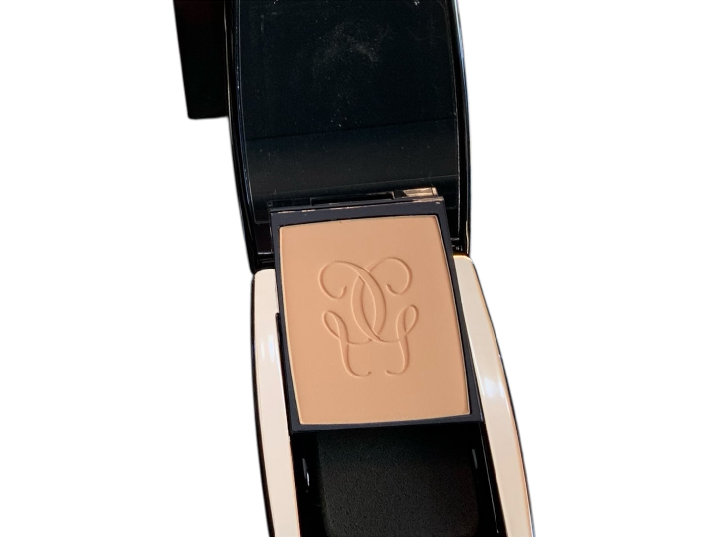 Guerlain- Parure Gold teint Powder lumière d’or effet rajeunissant ip 15 - pa**