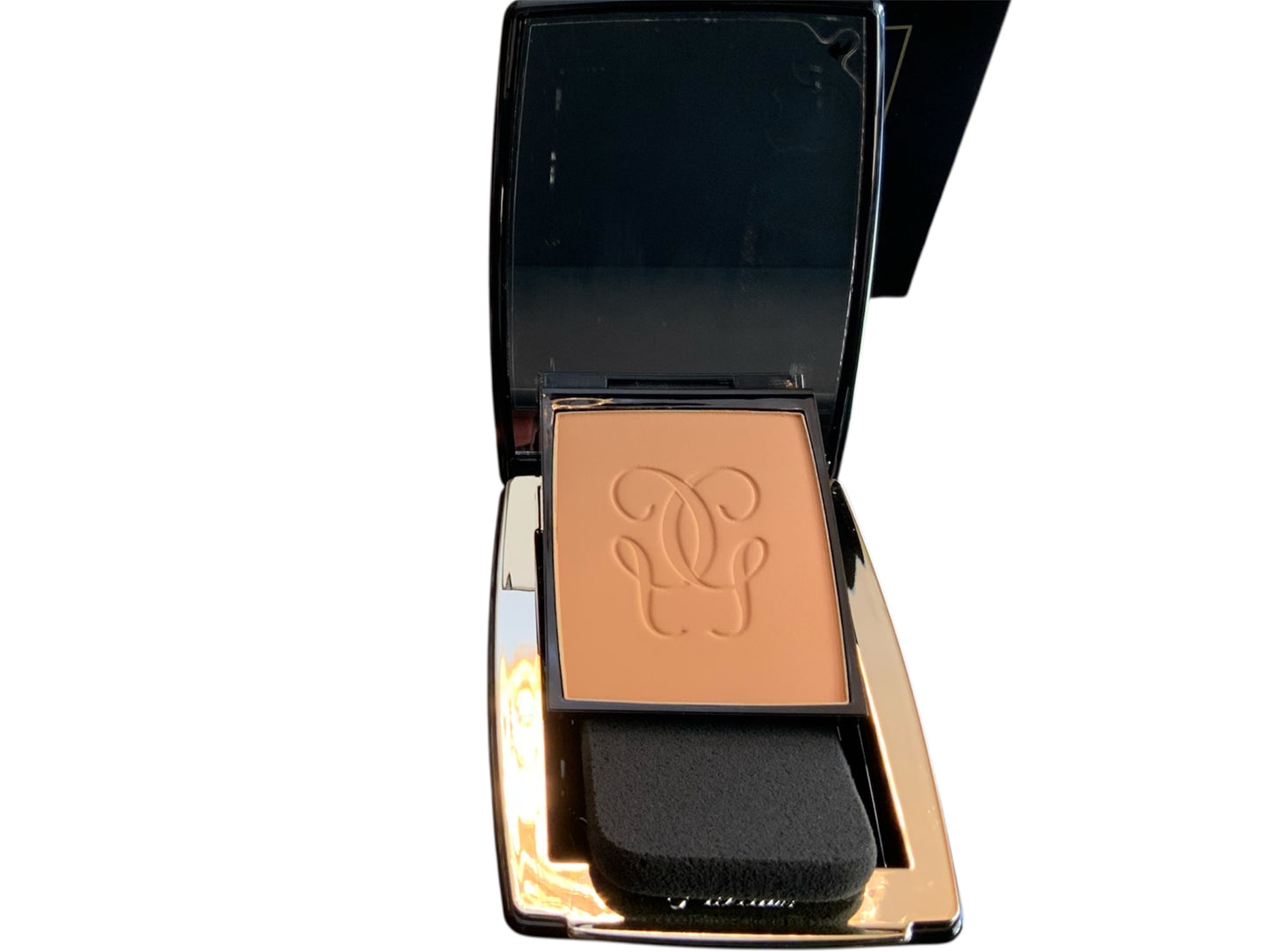 Guerlain- Parure Gold teint Powder lumière d’or effet rajeunissant ip 15 - pa**